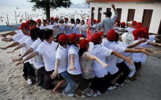 適合武漢戶外團建的活動——女皇圈